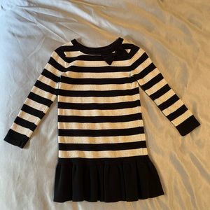 Baby gap in gold and black dress